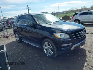 2012 Mercedes-Benz M 350 with VIN 4JGDA5HBXCA083383, listed as a IAAI auction lot 42082010 with Not provided miles and . Bid and sale history available at DreamBid. Image 1.