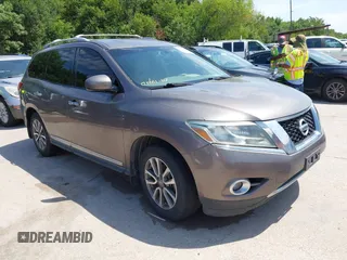 2014 Nissan Pathfinder Platinum with VIN 5N1AR2MN9EC622321, listed as a IAAI auction lot 42697399 with 180,407 mi miles and . Bid and sale history available at DreamBid. Image 1.