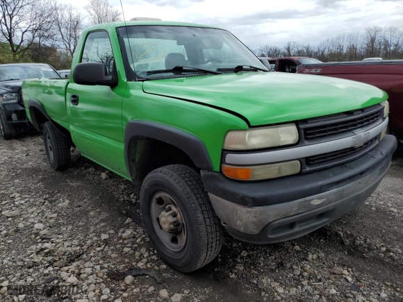 2002 Chevrolet Silverado 2500 with VIN 1GCGC24U62Z307458, listed as a Copart auction lot 48568385 with NaN miles and Salvage Title. Bid and sale history available at carsss.com. Image 4.