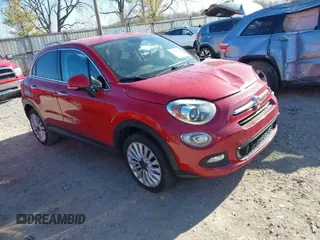 2016 FIAT 500X Lounge with VIN ZFBCFXDTXGP371065, listed as a IAAI auction lot 41875474 with 181,512 mi miles. Bid and sale history available at carsss.com. Image 1.