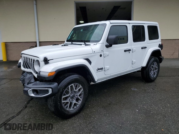 2025 Jeep Wrangler Sahara z VIN 1C4PJXEN6SW546780, wystawiony jako Copart lot #55800685 z przebiegiem 6 063 mil mil oraz Czysty tytuł • Clean title. Historia ofert i sprzedaży dostępna na DreamBid. Obrazek 1.