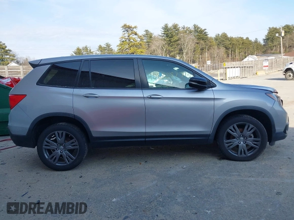 2020 Honda Passport EX-L z VIN 5FNYF8H55LB011307, wystawiony jako IAAI lot #40880877 z przebiegiem 32 509 mil mil oraz . Historia ofert i sprzedaży dostępna na DreamBid. Obrazek 13.