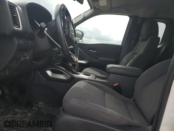 2022 Nissan Frontier SV z VIN 1N6ED1CL1NN696364, wystawiony jako Copart lot #54834815 z przebiegiem 45 901 mil mil oraz Szkoda całkowita • Salvage title. Historia ofert i sprzedaży dostępna na DreamBid. Obrazek 7.