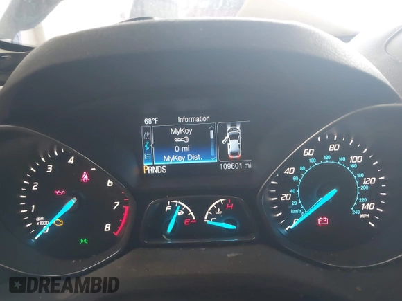 2014 Ford Escape SE with VIN 1FMCU0GX2EUB60350, listed as a IAAI auction lot 42159803 with 109,601 mi miles. Bid and sale history available at carsss.com. Image 7.