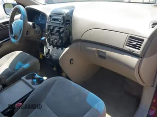 2005 Toyota Sienna LE with VIN 5TDBA23C75S029569, listed as a IAAI auction lot 42254021 with 195,137 mi miles and . Bid and sale history available at DreamBid. Image 5.
