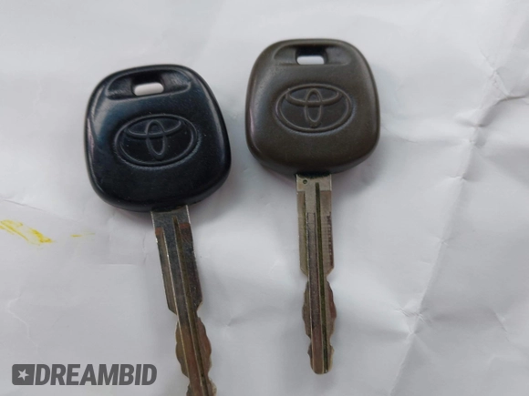 2008 Toyota Matrix STD with VIN 2T1KR30E98C714223, listed as a IAAI auction lot 42146971 with 173,196 mi miles and . Bid and sale history available at DreamBid. Image 11.
