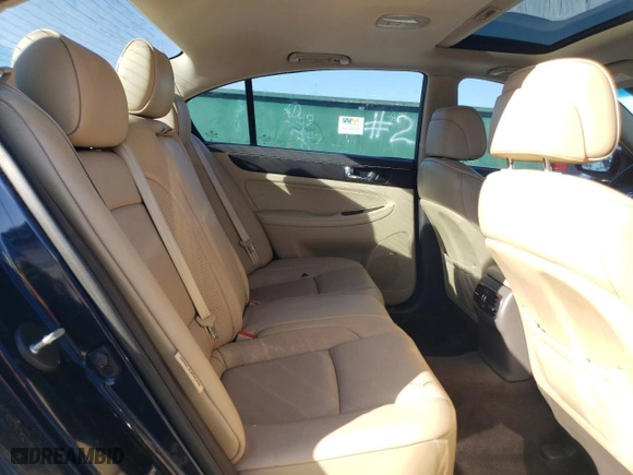 2010 Hyundai Genesis with VIN KMHGC4DF5AU071809, listed as a Copart auction lot 48360615 with 119,543 mi miles and Clean Title. Bid and sale history available at carsss.com. Image 10.
