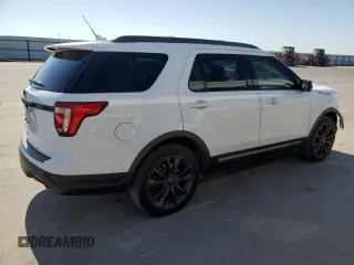 2019 Ford Explorer XLT z VIN 1FM5K7D80KGA73464, wystawiony jako Copart lot #57432355 z przebiegiem 54 822 mil mil oraz Szkoda całkowita • Salvage title. Historia ofert i sprzedaży dostępna na DreamBid. Obrazek 3.