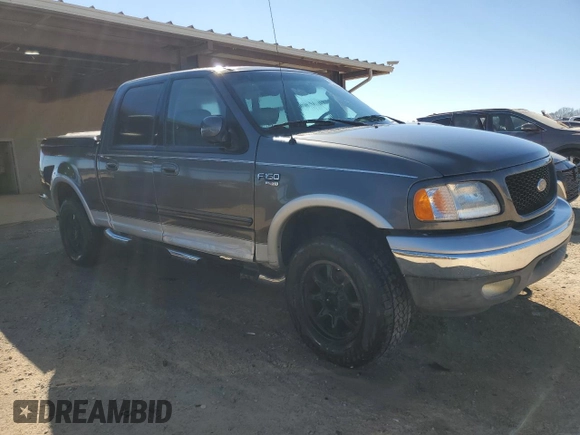 2003 Ford F-150 XLT with VIN 1FTRW08L43KD52642, listed as a Copart auction lot 46829485 with 206,718 mi miles and Salvage Title. Bid and sale history available at carsss.com. Image 4.