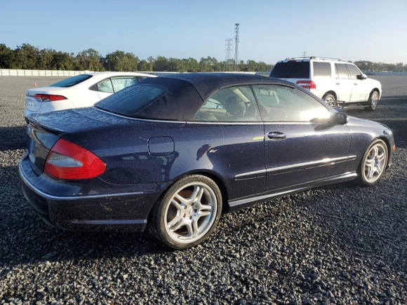 2008 Mercedes-Benz CLK-Class 5.5L with VIN WDBTK72FX8T095838, listed as a Copart auction lot 78618154 with 0 mi miles and Salvage Title. Bid and sale history available at carsss.com. Image 3.