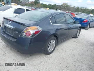 2012 Nissan Altima 2.5 S with VIN 1N4AL2AP9CN568411, listed as a IAAI auction lot 41917535 with 209,299 mi miles. Bid and sale history available at carsss.com. Image 4.