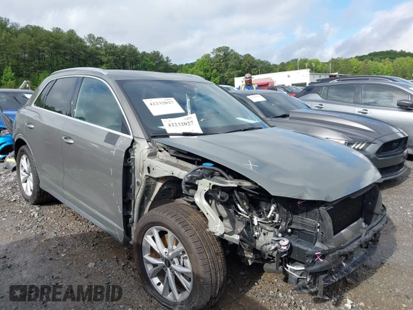 2021 Audi Q3 S line Premium with VIN WA1DECF39M1102591, listed as a IAAI auction lot 42232027 with 37,147 mi miles and . Bid and sale history available at DreamBid. Image 13.