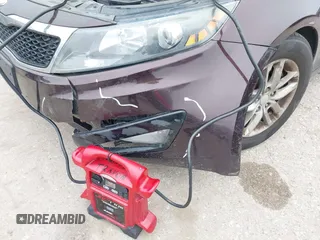 2013 Kia Optima LX with VIN 5XXGM4A77DG203932, listed as a IAAI auction lot 41640139 with 160,295 mi miles. Bid and sale history available at carsss.com. Image 6.