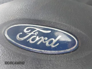 2003 Ford F-250 XL с VIN 3FTNX20L43MB35684, выставлен на аукционе IAAI как лот 42108516 с пробегом 296 730 миль миль и . История ставок и продаж доступна на DreamBid. Изображение 12.