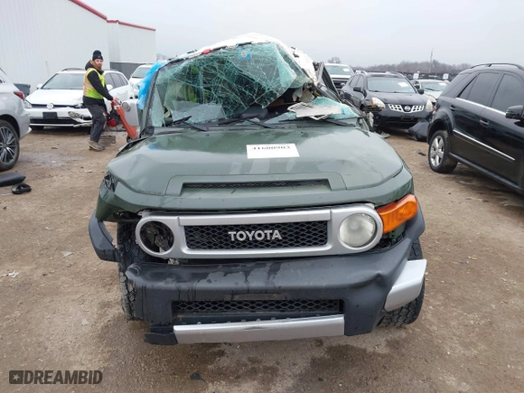 2014 Toyota FJ Cruiser with VIN JTEBU4BF4EK189989, listed as a IAAI auction lot 41600903 with 1 mi miles. Bid and sale history available at carsss.com. Image 12.