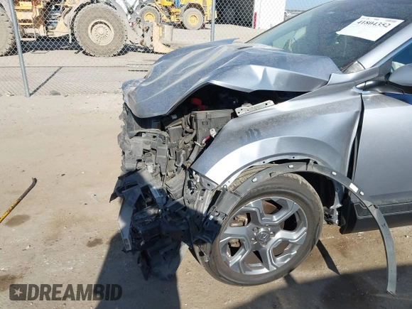 2017 Honda CR-V EX-L with VIN 7FARW1H85HE000583, listed as a IAAI auction lot 41804352 with 139,780 mi miles. Bid and sale history available at carsss.com. Image 6.