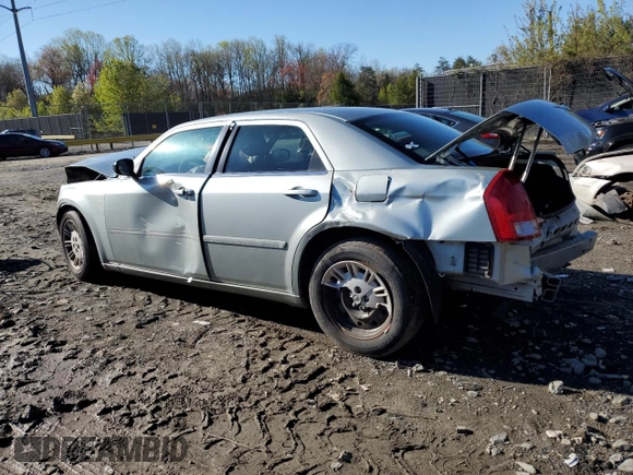 2005 Chrysler 300 with VIN 2C3JA43R15H569336, listed as a Copart auction lot 49641464 with 0 mi miles and Salvage Title. Bid and sale history available at carsss.com. Image 2.