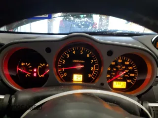 2008 Nissan 350Z z VIN JN1BZ34DX8M706512, wystawiony jako Copart lot #59040615 z przebiegiem 59 678 mil mil oraz Czysty tytuł • Clean title. Historia ofert i sprzedaży dostępna na DreamBid. Obrazek 9.