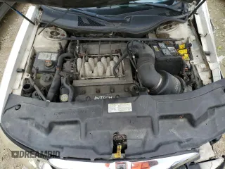 1998 Lincoln Continental with VIN 1LNFM97V8WY676657, listed as a Copart auction lot 73322134 with 0 mi miles and Salvage Title. Bid and sale history available at carsss.com. Image 13.