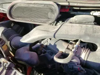 2017 Ford Transit z VIN 1FTYR1YM9HKA34671, wystawiony jako Copart lot #42172775 z przebiegiem 121 068 mil mil oraz Szkoda całkowita • Salvage title. Historia ofert i sprzedaży dostępna na DreamBid. Obrazek 14.