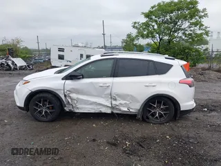 2018 Toyota RAV4 SE с VIN JTMJFREV7JJ748669, выставлен на аукционе IAAI как лот 42201518 с пробегом 111 570 миль миль и . История ставок и продаж доступна на DreamBid. Изображение 14.