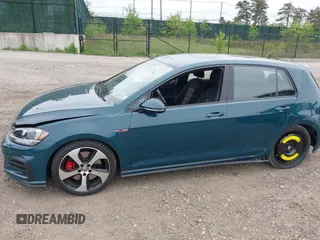 2019 Volkswagen GTI S с VIN 3VW5T7AU5KM025738, выставлен на аукционе IAAI как лот 42246345 с пробегом 24 563 миль миль и . История ставок и продаж доступна на DreamBid. Изображение 14.