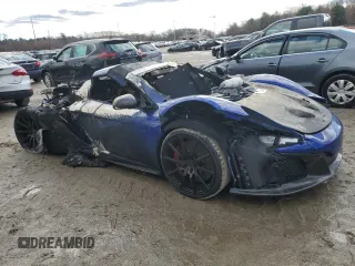 2015 McLaren 650S z VIN SBM11FAA2FW004897, wystawiony jako Copart lot #50715275 z przebiegiem Nie podano mil oraz Nie do naprawy. Historia ofert i sprzedaży dostępna na DreamBid. Obrazek 4.