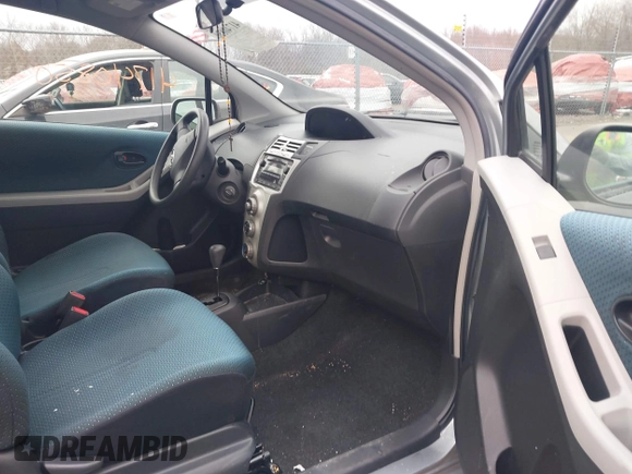 2008 Toyota Yaris with VIN JTDJT923385207634, listed as a IAAI auction lot 41740850 with 206,732 mi miles. Bid and sale history available at carsss.com. Image 5.