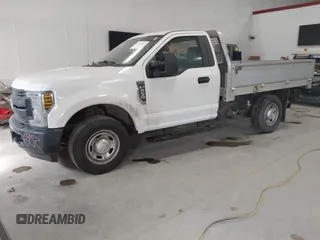 2018 Ford F-250 XL z VIN 1FDBF2A66JEC27005, wystawiony jako IAAI lot #41746952 z przebiegiem 66 769 mil mil oraz . Historia ofert i sprzedaży dostępna na DreamBid. Obrazek 2.