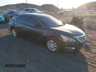 2014 Nissan Altima S with VIN 1N4AL3AP5EC421202, listed as a IAAI auction lot 40882758 with 145,440 mi miles and . Bid and sale history available at carsss.com. Image 1.