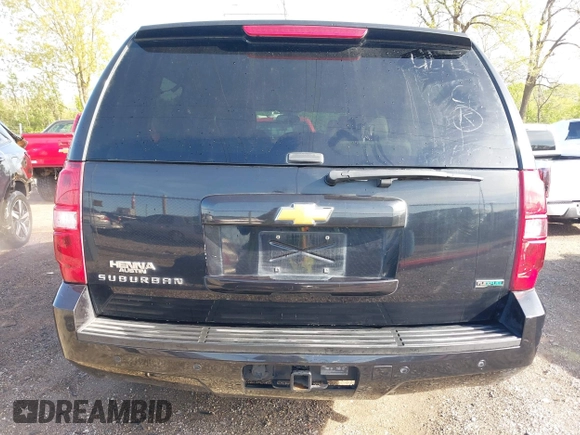 2012 Chevrolet Suburban LT с VIN 1GNSCJE05CR313048, выставлен на аукционе IAAI как лот 42127574 с пробегом 173 229 миль миль и . История ставок и продаж доступна на DreamBid. Изображение 17.