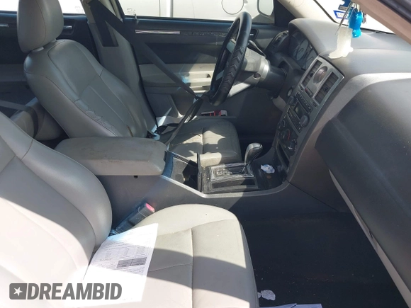 2007 Chrysler 300 Touring with VIN 2C3KA53GX7H743920, listed as a IAAI auction lot 42242462 with Not Provided miles and . Bid and sale history available at DreamBid. Image 5.
