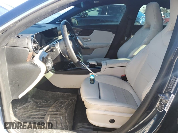 2020 Mercedes-Benz CLA 250 z VIN WDD5J4GB3LN061325, wystawiony jako Copart lot #47204775 z przebiegiem 58 679 mil mil oraz Szkoda całkowita • Salvage title. Historia ofert i sprzedaży dostępna na DreamBid. Obrazek 7.