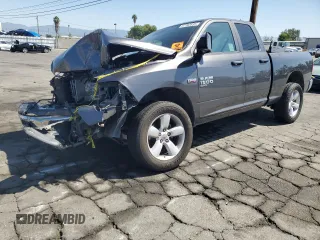 2021 Ram 1500 Tradesman z VIN 1C6RR6FTXMS572454, wystawiony jako Copart lot #57702635 z przebiegiem 36 951 mil mil oraz Szkoda całkowita • Salvage title. Historia ofert i sprzedaży dostępna na DreamBid. Obrazek 1.