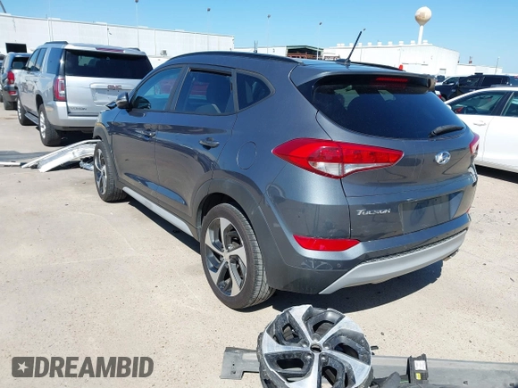 2017 Hyundai Tucson Sport z VIN KM8J33A25HU562988, wystawiony jako IAAI lot #41755874 z przebiegiem 112 000 mil mil oraz . Historia ofert i sprzedaży dostępna na DreamBid. Obrazek 3.