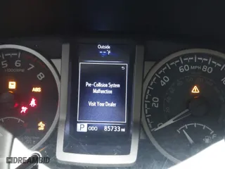 2020 Toyota Tacoma 2WD SR5 with VIN 5TFAZ5CN1LX094383, listed as a IAAI auction lot 41069987 with 85,733 mi miles. Bid and sale history available at carsss.com. Image 7.