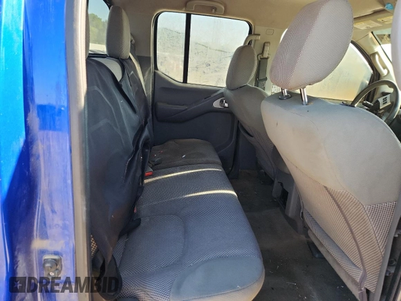 2015 Nissan Frontier SL z VIN 1N6AD0EV4FN702523, wystawiony jako Copart lot #64310095 z przebiegiem 146 012 mil mil oraz Czysty tytuł • Clean title. Historia ofert i sprzedaży dostępna na DreamBid. Obrazek 10.