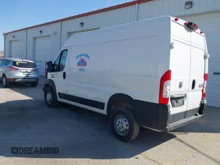 2020 Ram ProMaster Cargo with VIN 3C6TRVBG6LE114033, listed as a IAAI auction lot 41785590 with 116,981 mi miles and . Bid and sale history available at carsss.com. Image 3.