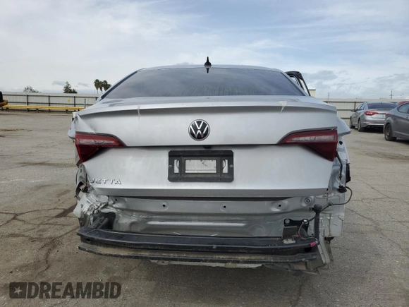 2023 Volkswagen Jetta Sport z VIN 3VWBM7BU8PM055306, wystawiony jako Copart lot #50166215 z przebiegiem 16 894 mil mil oraz Szkoda całkowita • Salvage title. Historia ofert i sprzedaży dostępna na DreamBid. Obrazek 6.