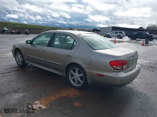 2004 Infiniti I35 with VIN JNKDA31A84T212302, listed as a IAAI auction lot 41551876 with 81,425 mi miles. Bid and sale history available at carsss.com. Image 3.
