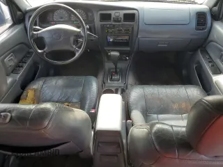 1999 Toyota 4Runner SR5 with VIN JT3GN86R8X0113147, listed as a Copart auction lot 64168045 with 204,721 mi miles and Clean title. Bid and sale history available at DreamBid. Image 8.
