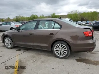 2015 Volkswagen Jetta SE with VIN 3VWD17AJ0FM239520, listed as a Copart auction lot 56109755 with 56,706 mi miles and Non repairable. Bid and sale history available at DreamBid. Image 2.