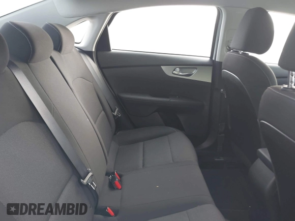 2022 Kia Forte LXS with VIN 3KPF24AD1NE474373, listed as a IAAI auction lot 41138637 with 40,651 mi miles and . Bid and sale history available at DreamBid. Image 8.