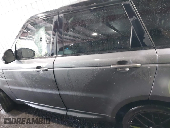 2016 Land Rover Range Rover Sport SE with VIN SALWG2VF2GA648368, listed as a IAAI auction lot 42109362 with 137,798 mi miles and . Bid and sale history available at DreamBid. Image 14.