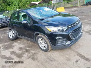 2020 Chevrolet Trax LS with VIN 3GNCJKSB8LL226077, listed as a IAAI auction lot 42157425 with 99,947 mi miles and . Bid and sale history available at DreamBid. Image 1.
