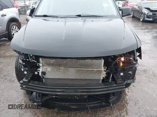 2018 Dodge Journey GT z VIN 3C4PDDEG1JT464158, wystawiony jako IAAI lot #41930602 z przebiegiem 111 954 mil mil oraz . Historia ofert i sprzedaży dostępna na DreamBid. Obrazek 6.