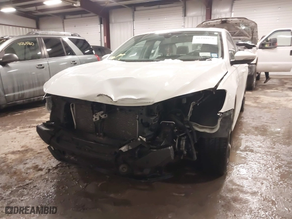 2020 Volkswagen Passat 2.0T R-Line with VIN 1VWMA7A37LC021086, listed as a IAAI auction lot 41290058 with 71,555 mi miles. Bid and sale history available at carsss.com. Image 6.