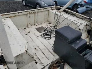 1981 Jeep CJ z VIN 1JCBM85E9BT029304, wystawiony jako Copart lot #75092174 z przebiegiem 49 288 mil mil oraz Szkody całkowita. Historia ofert i sprzedaży dostępna na DreamBid. Obrazek 10.