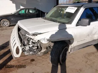 2015 Jeep Patriot Limited with VIN 1C4NJRCB9FD177233, listed as a IAAI auction lot 41443612 with 149,096 mi miles and . Bid and sale history available at DreamBid. Image 6.