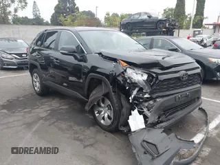 2022 Toyota RAV4 LE with VIN 2T3K1RFV4NC174185, listed as a IAAI auction lot 42588587 with 13,862 mi miles and . Bid and sale history available at DreamBid. Image 1.